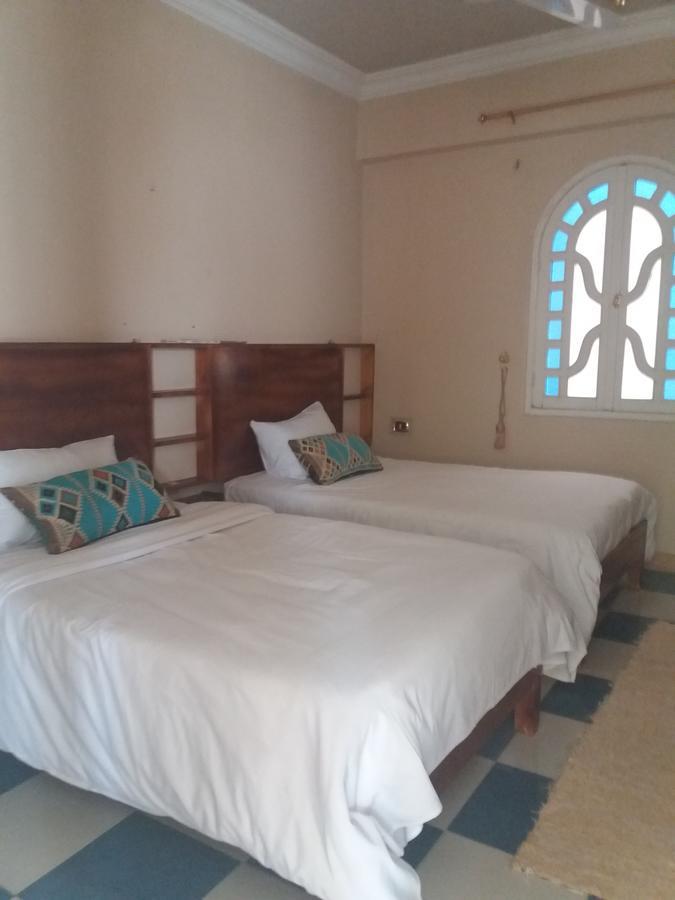 Готель Luxor Light Retreat Екстер'єр фото